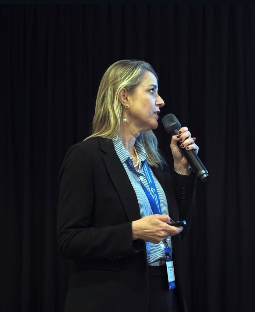 Palestrante em evento de capacitação